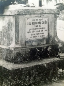 A picture of the original grave shows 2 February 1972 as the date of death, the year Luong remembers.